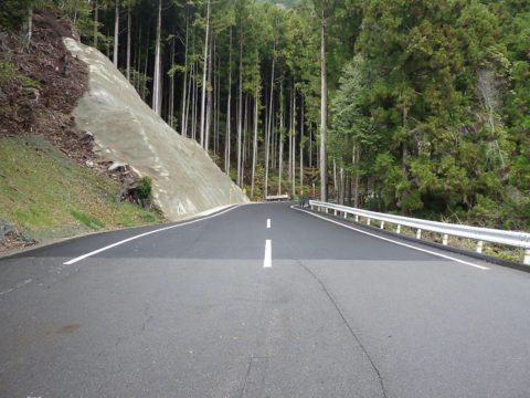 令和2年度主要地方道七色峡線(神川1工区)道路改良工事